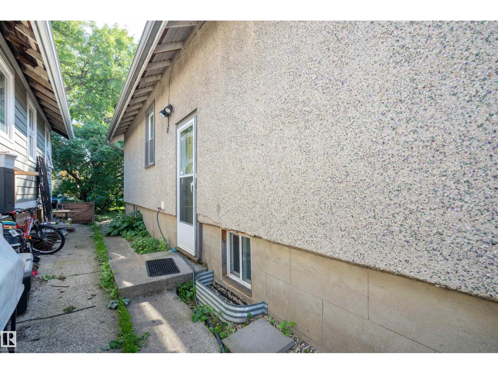 11506 94 ST NW