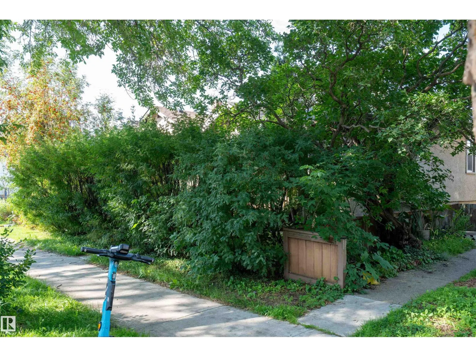 11506 94 ST NW