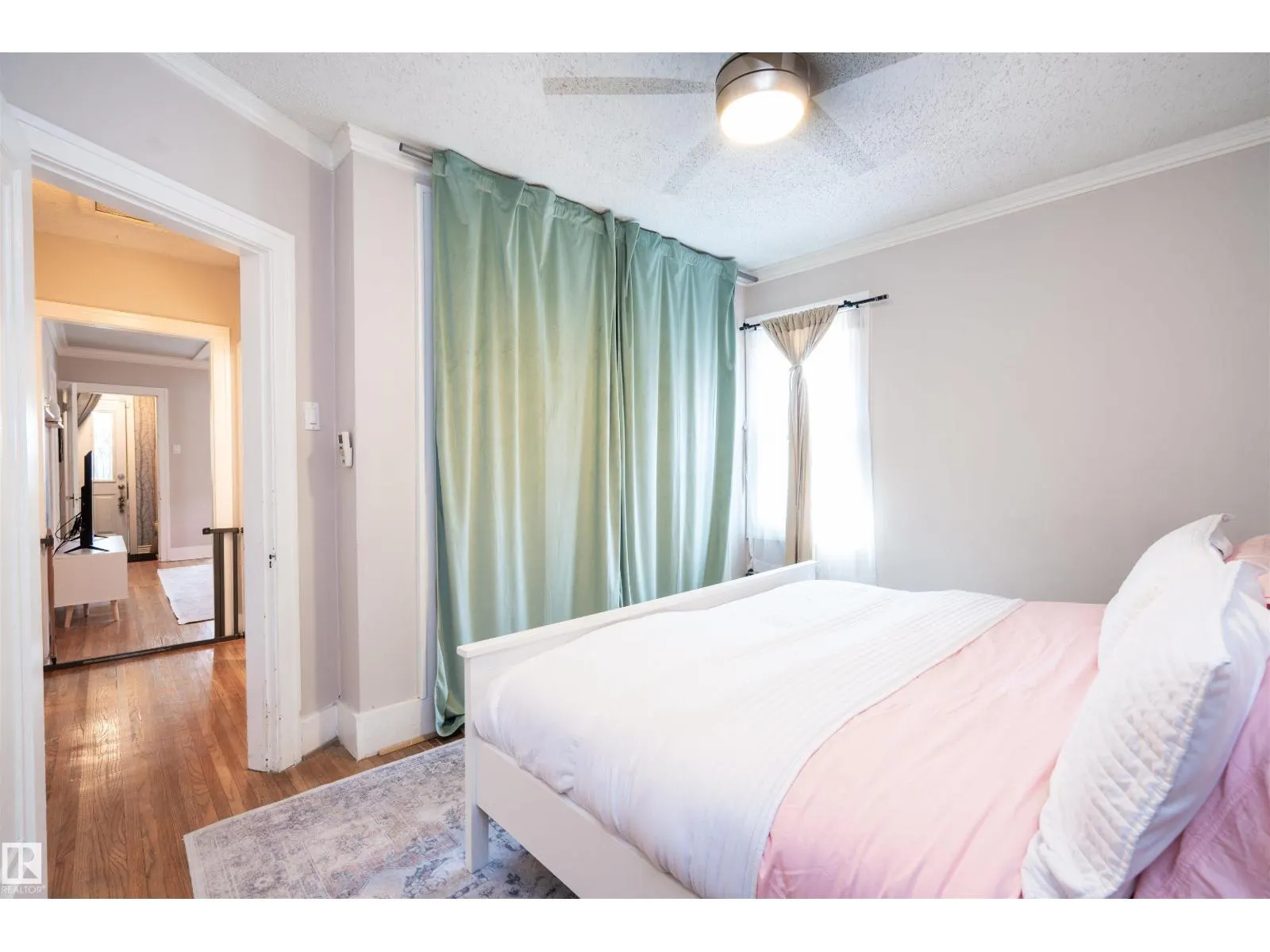 11506 94 ST NW
