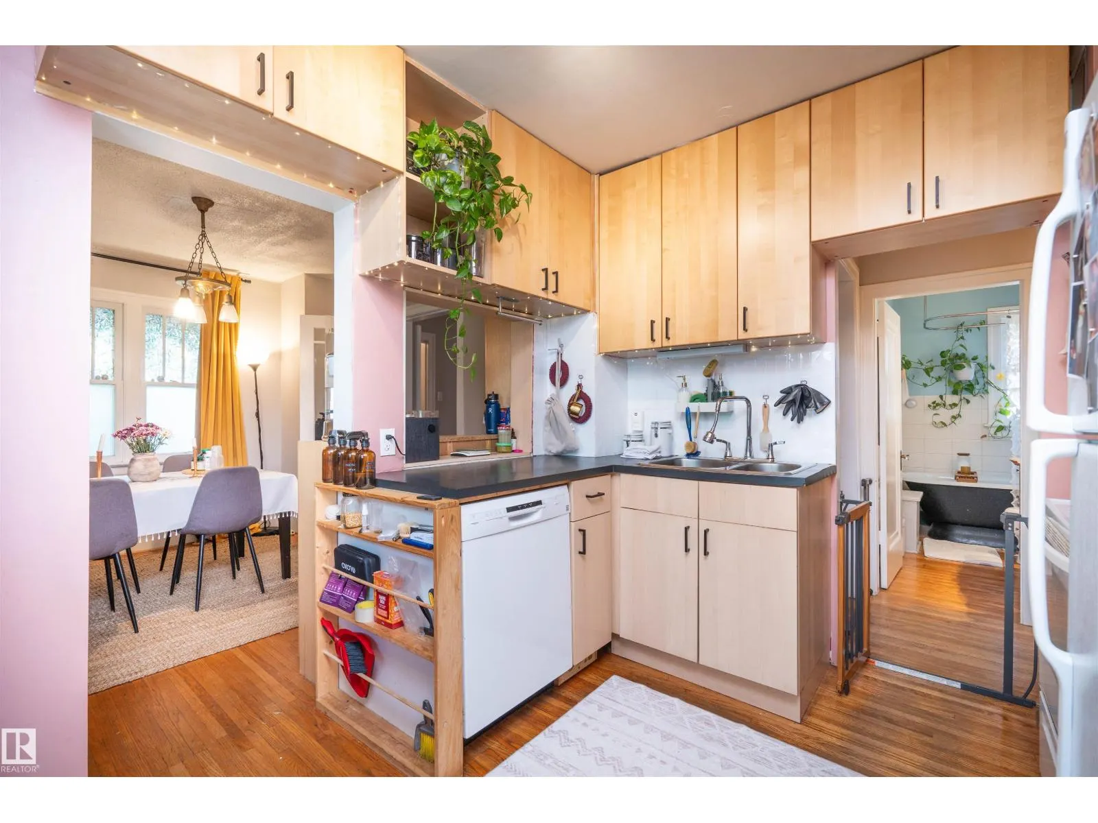 11506 94 ST NW