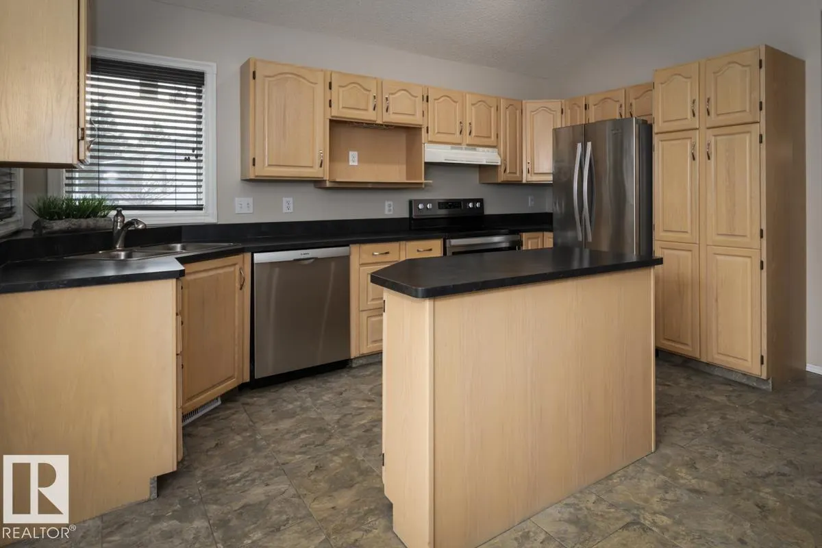 47 MCLEOD CR