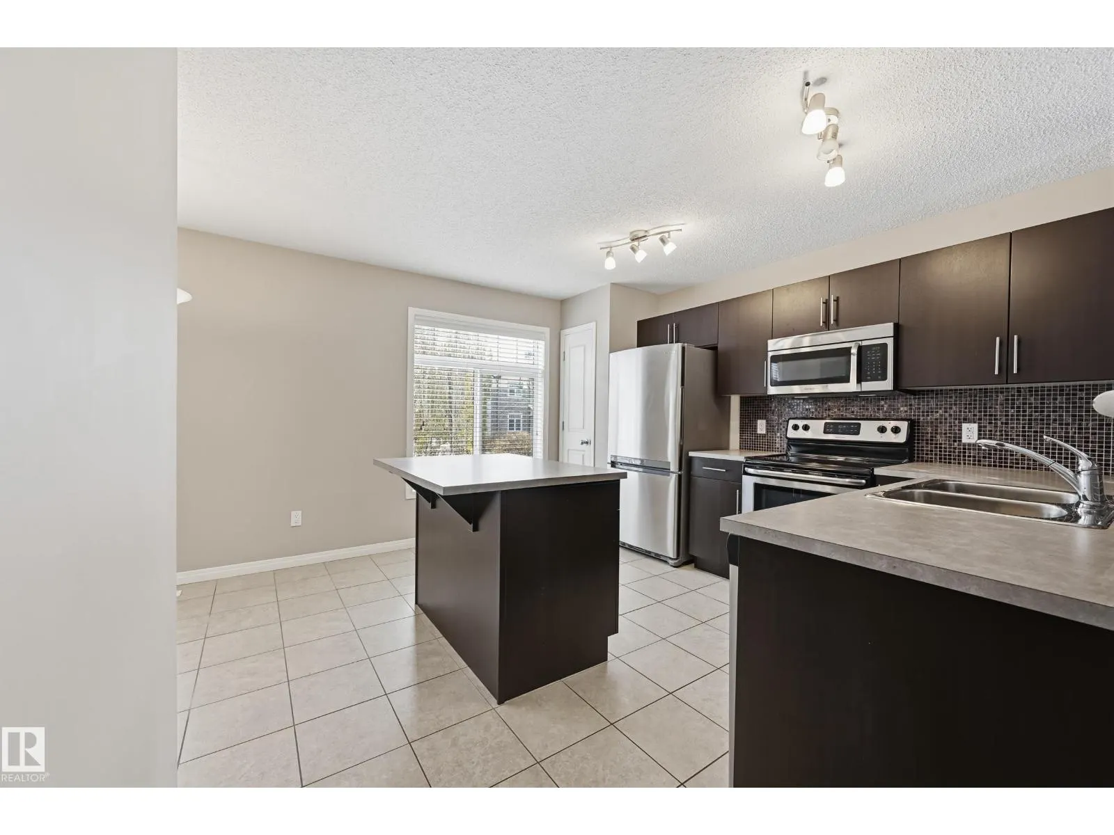 #58 465 HEMINGWAY RD NW