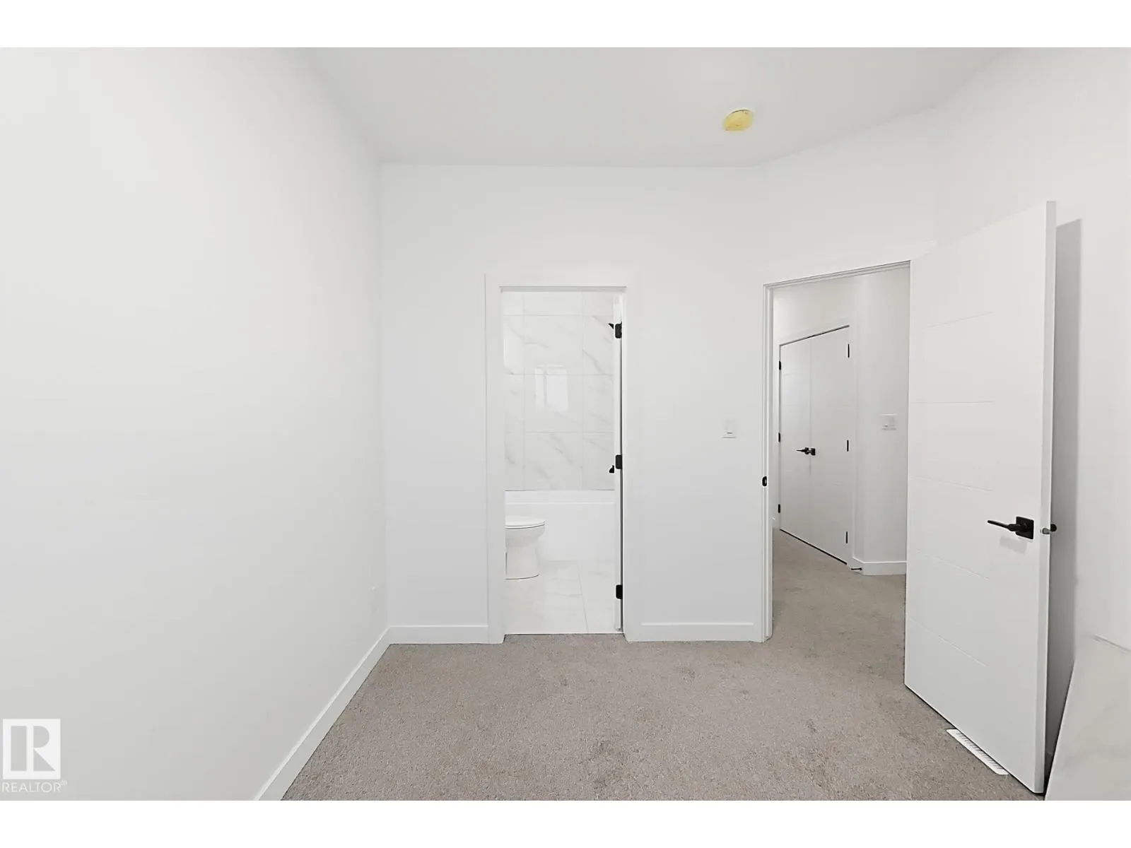 458 Robinson Blvd