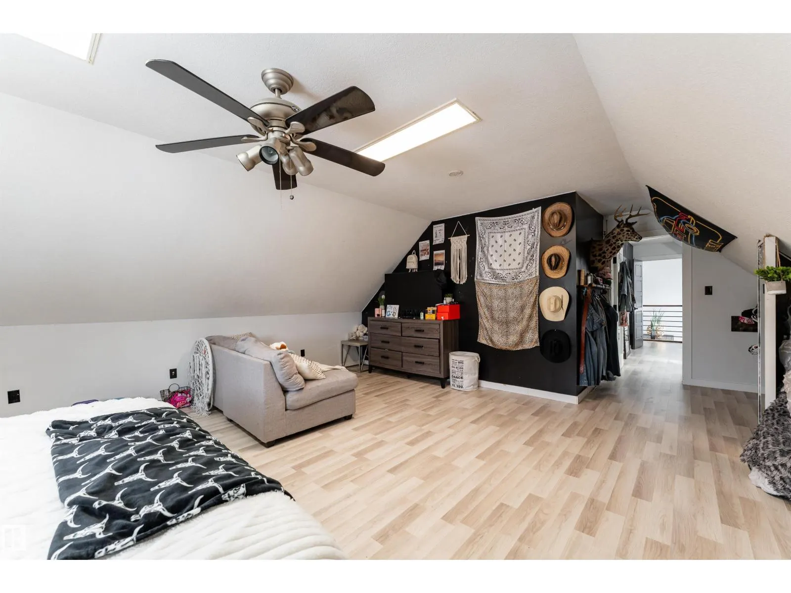 #71 56019 RGE ROAD 230