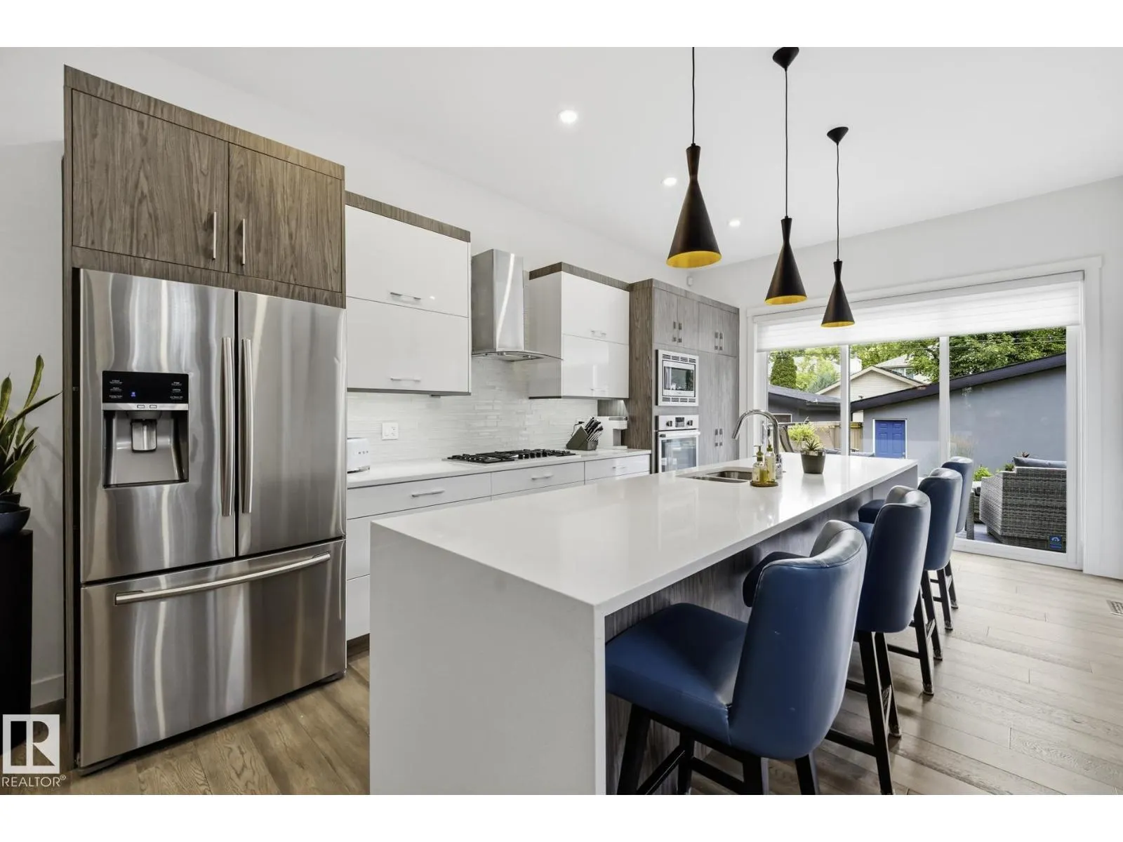 10433 140 ST NW