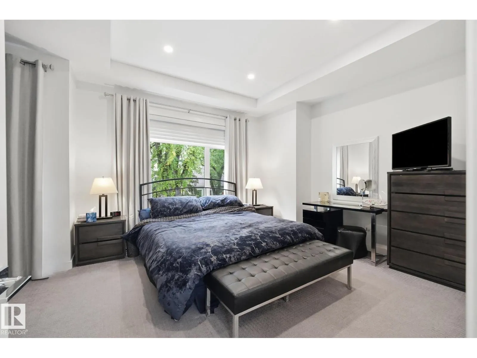10433 140 ST NW