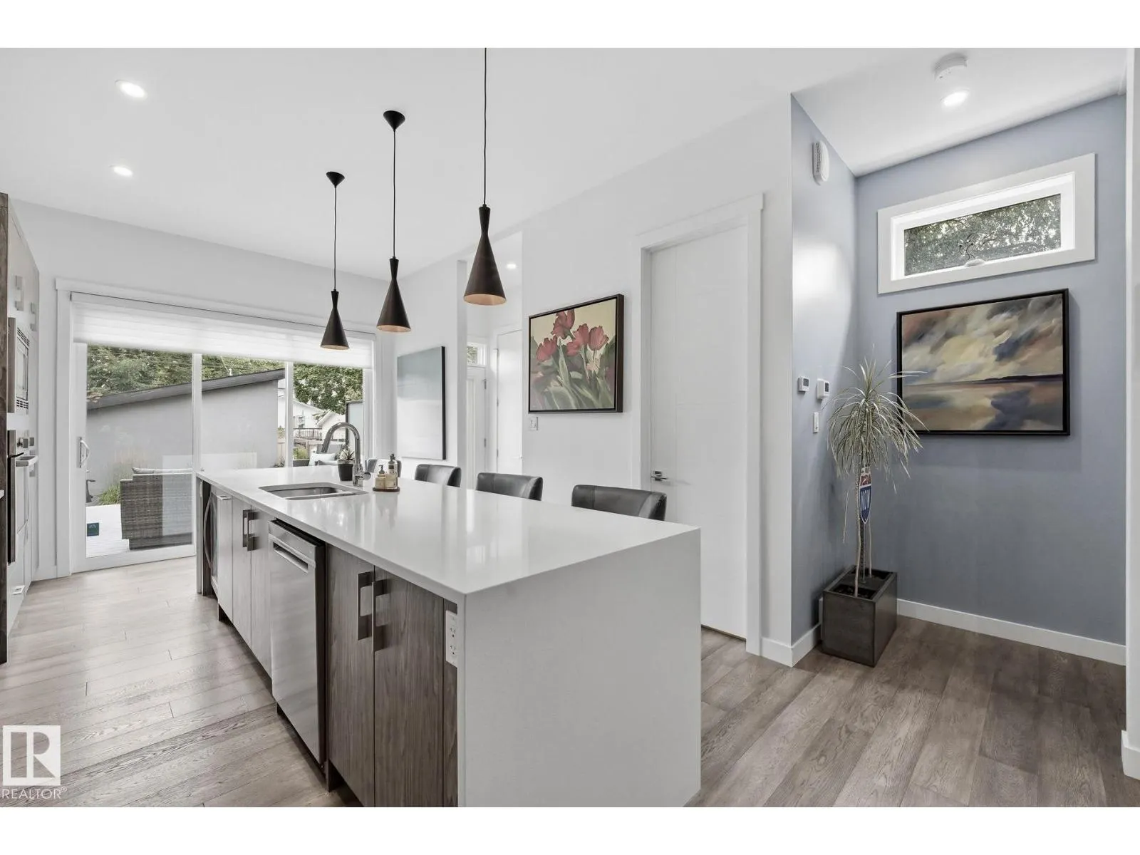10433 140 ST NW