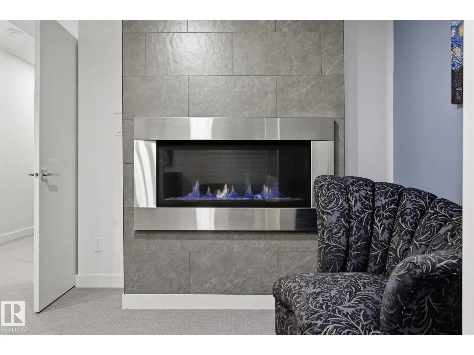 10433 140 ST NW