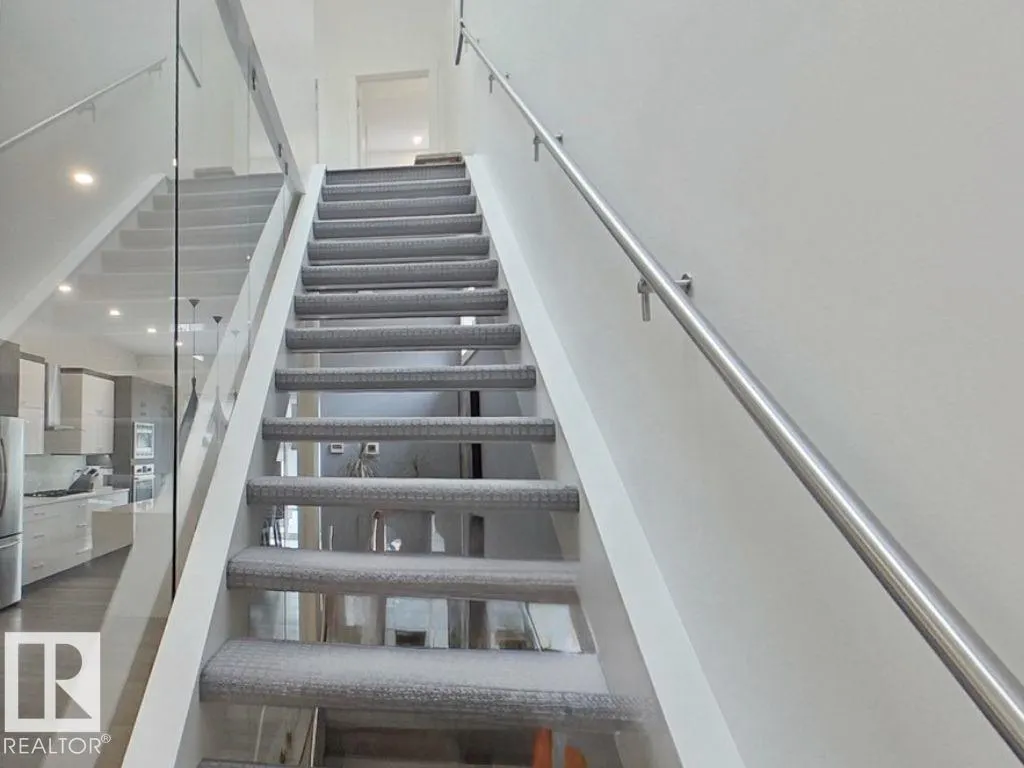 10433 140 ST NW