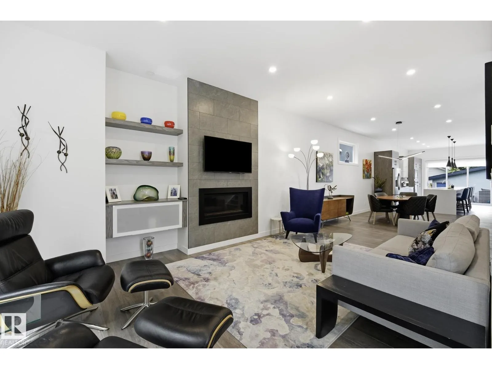 10433 140 ST NW