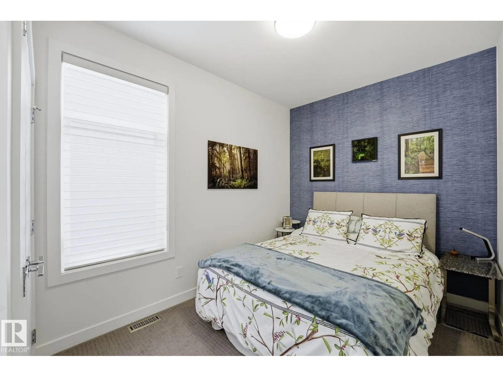 10433 140 ST NW