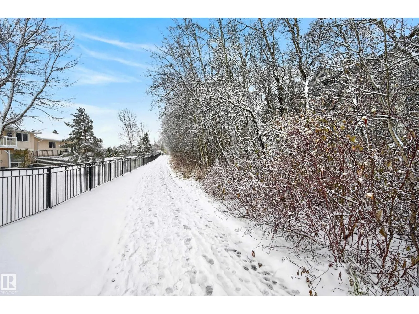 #414 100 FOXHAVEN DR