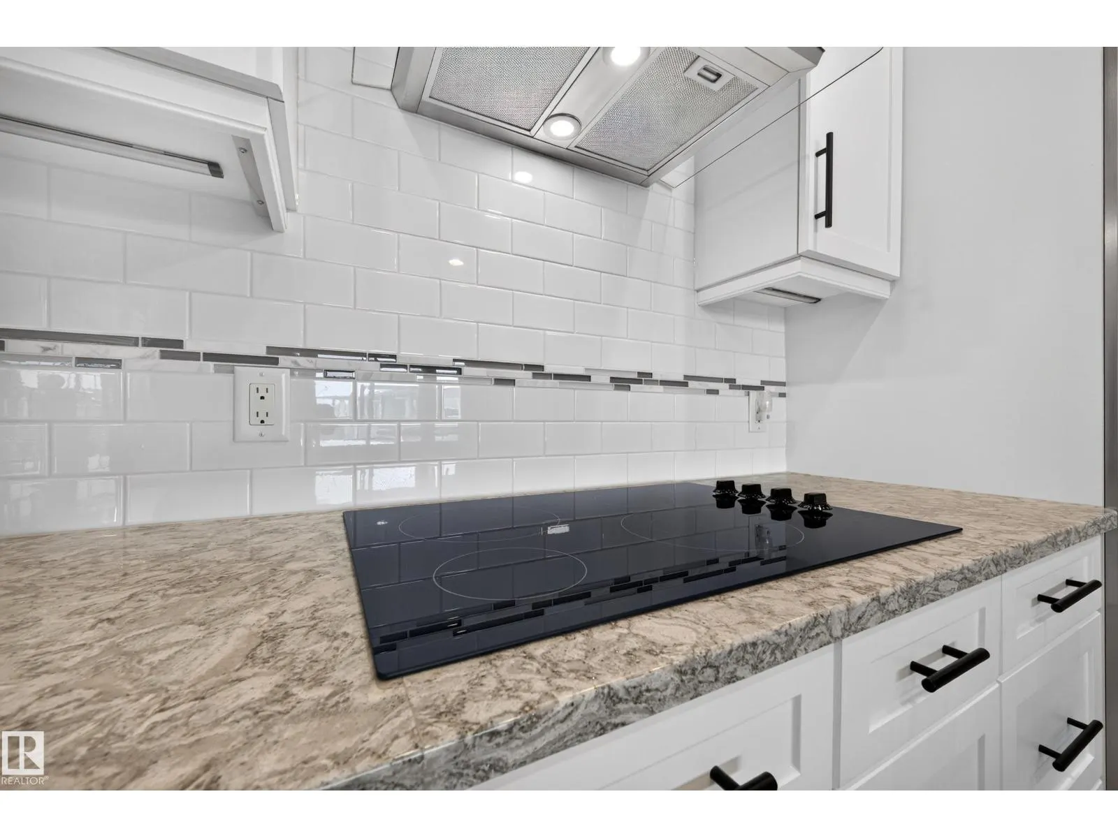 #414 100 FOXHAVEN DR