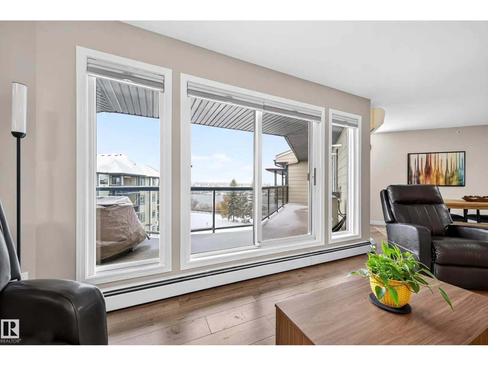 #414 100 FOXHAVEN DR