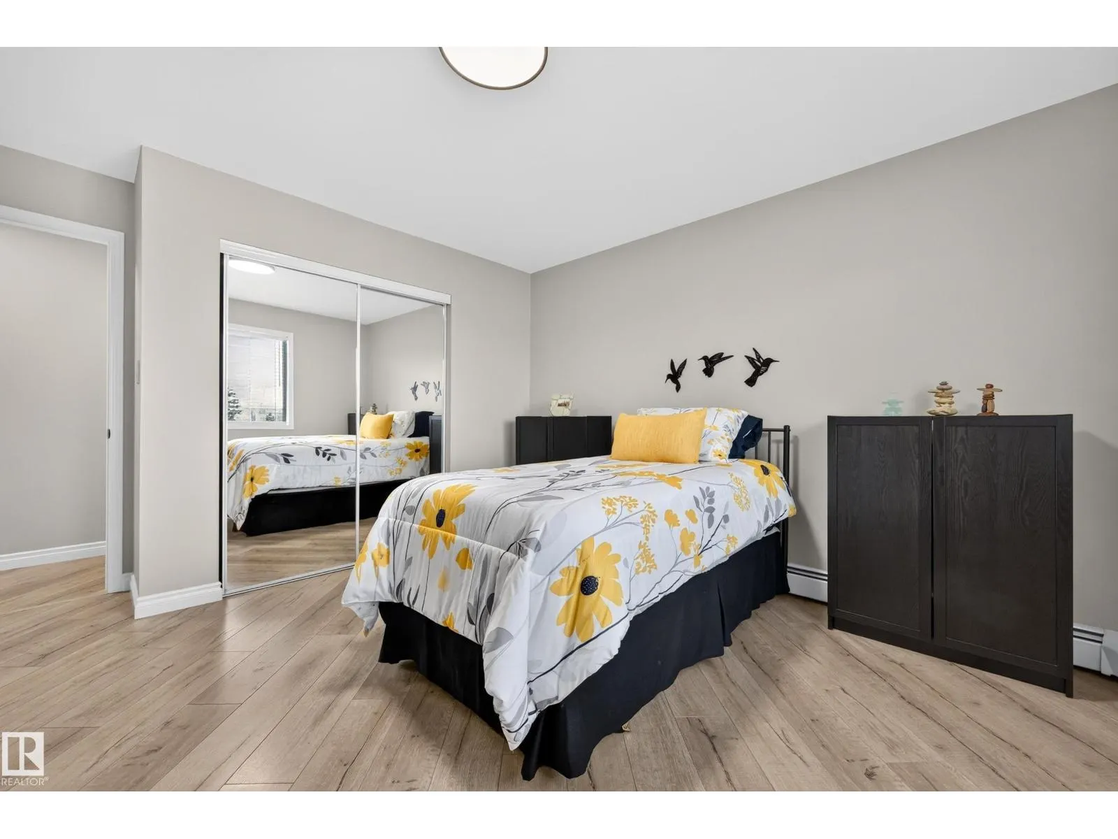 #414 100 FOXHAVEN DR
