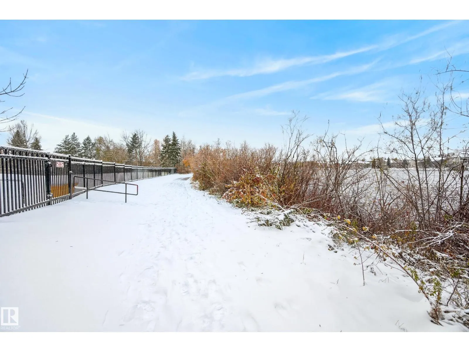 #414 100 FOXHAVEN DR