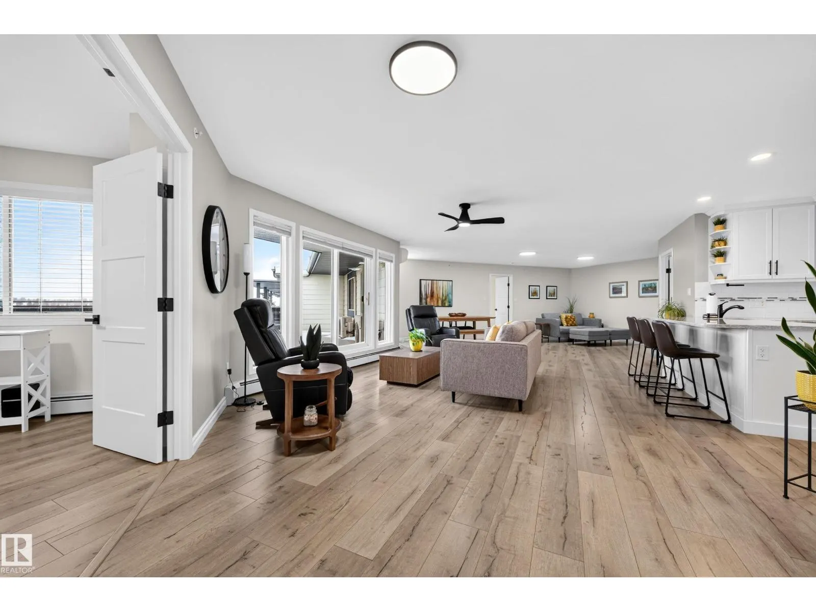 #414 100 FOXHAVEN DR