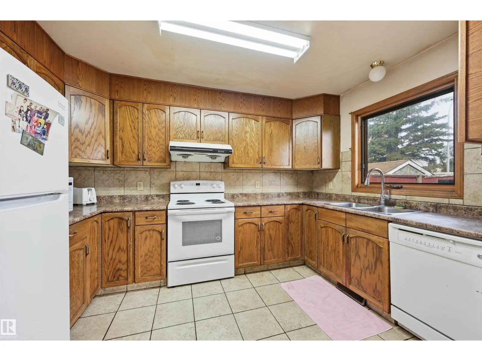 6308 152C AV NW