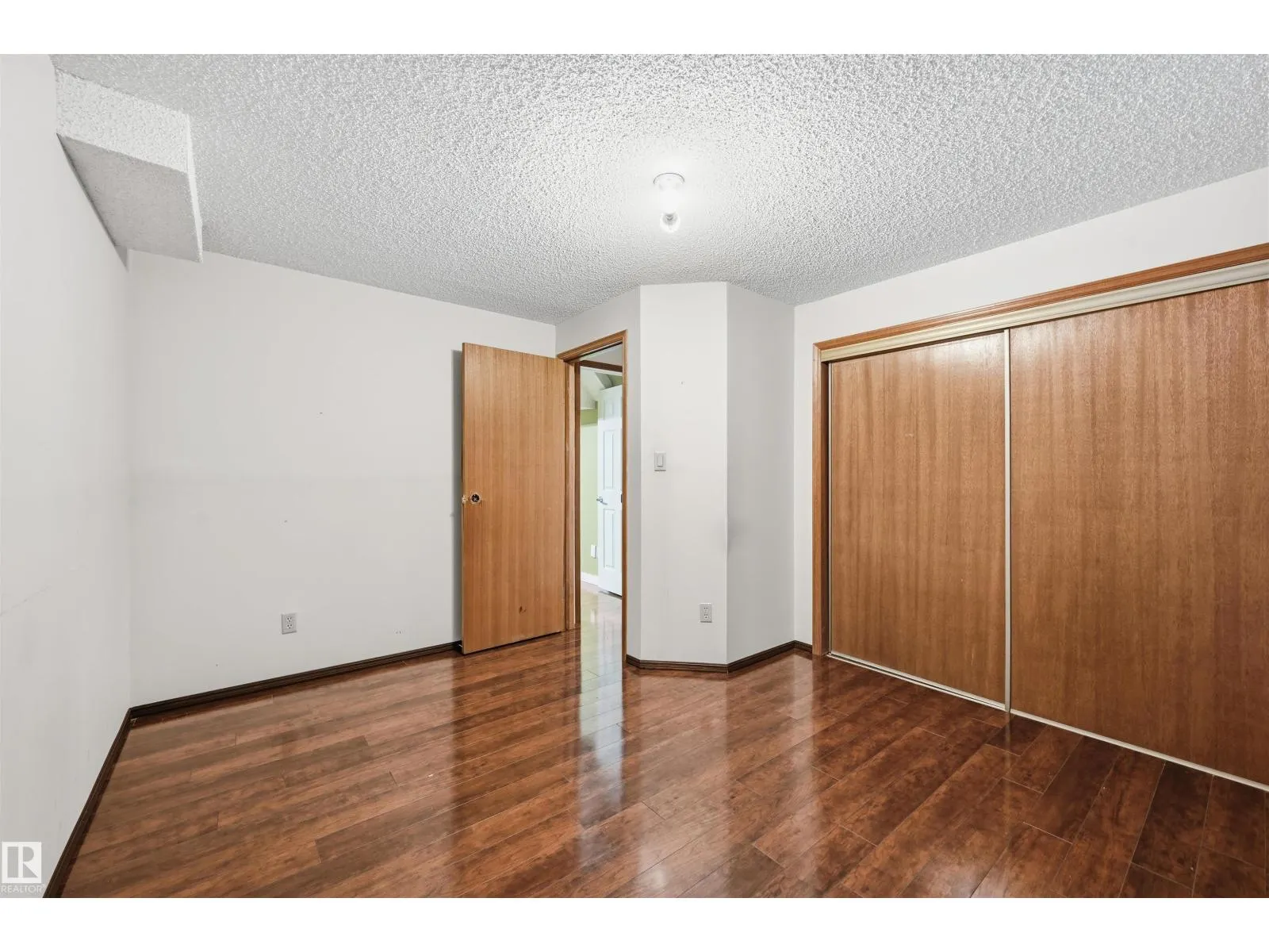 6308 152C AV NW
