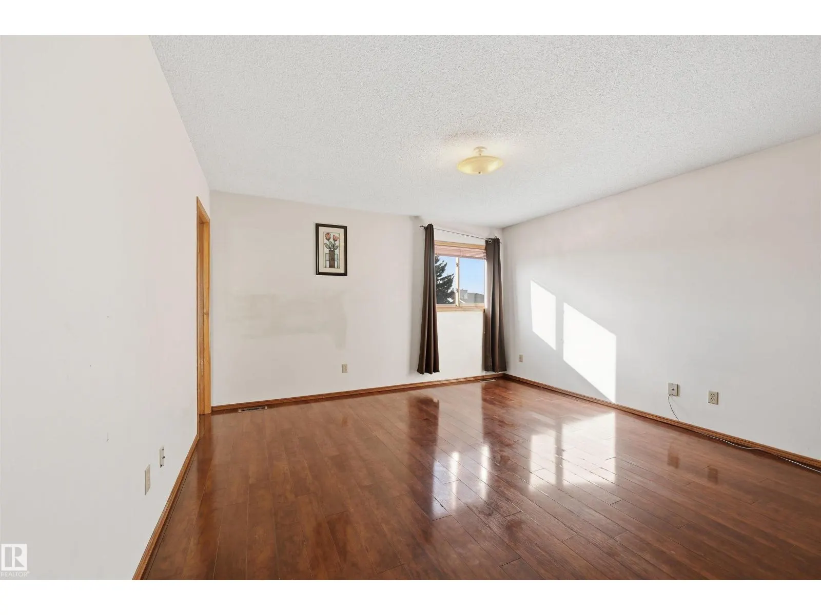 6308 152C AV NW