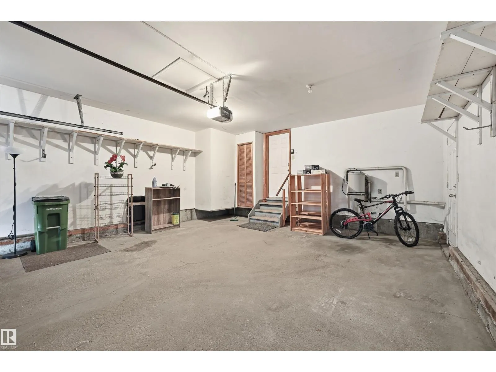 6308 152C AV NW