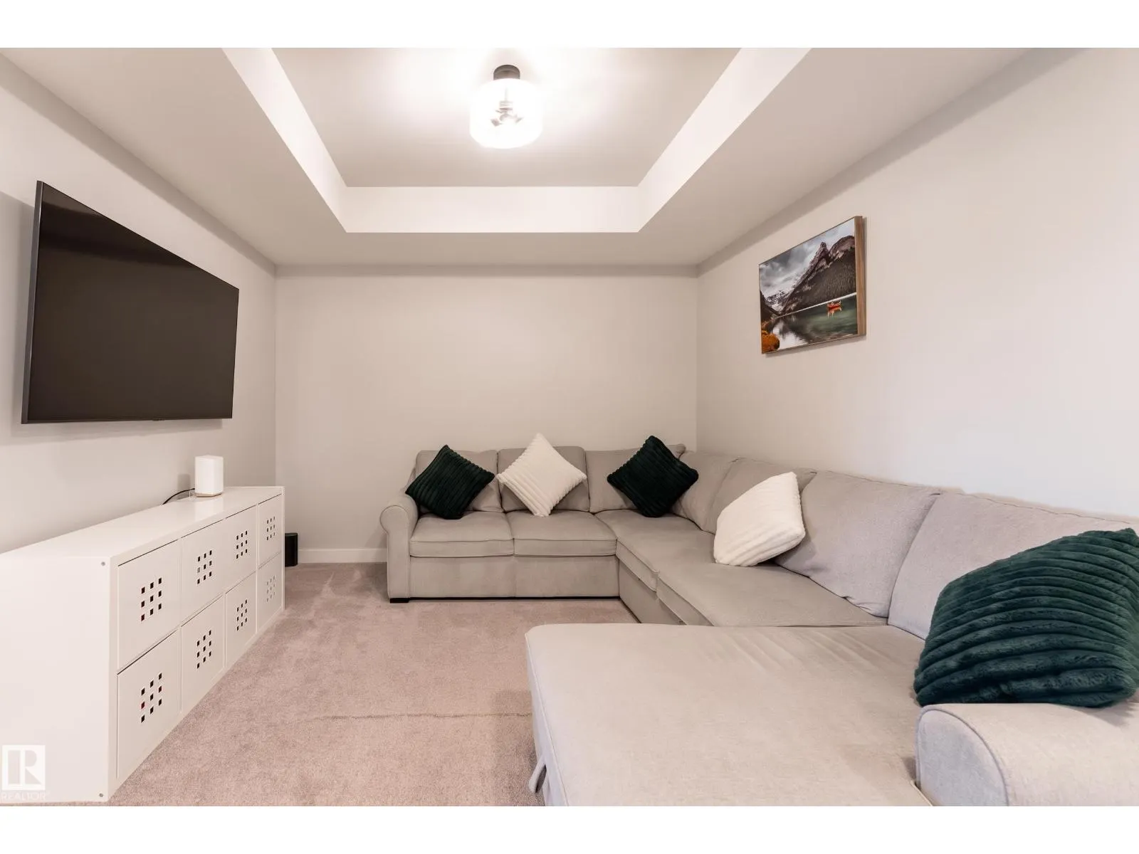 2824 152 AV NW
