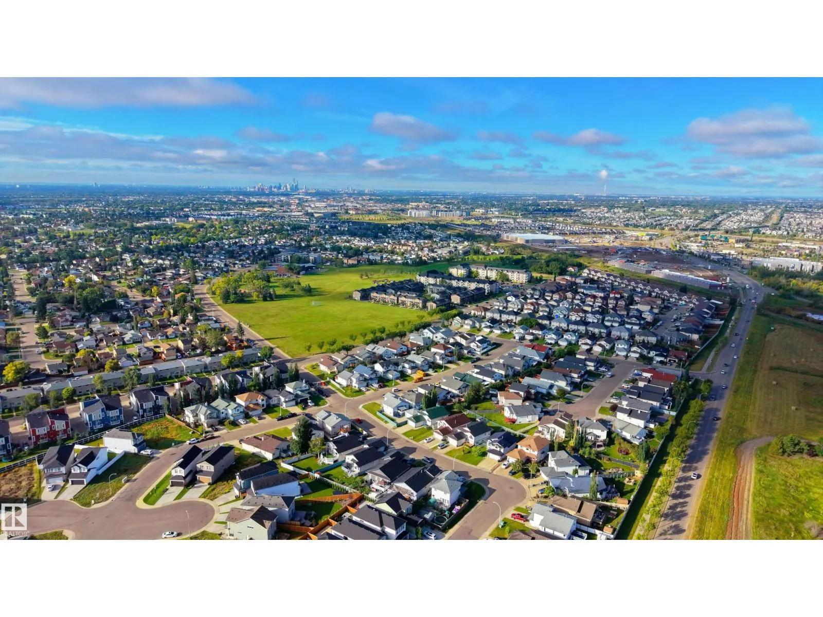 2824 152 AV NW
