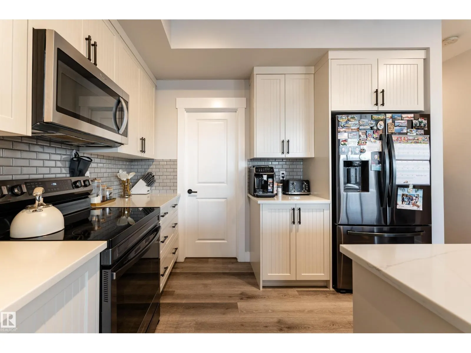 2824 152 AV NW