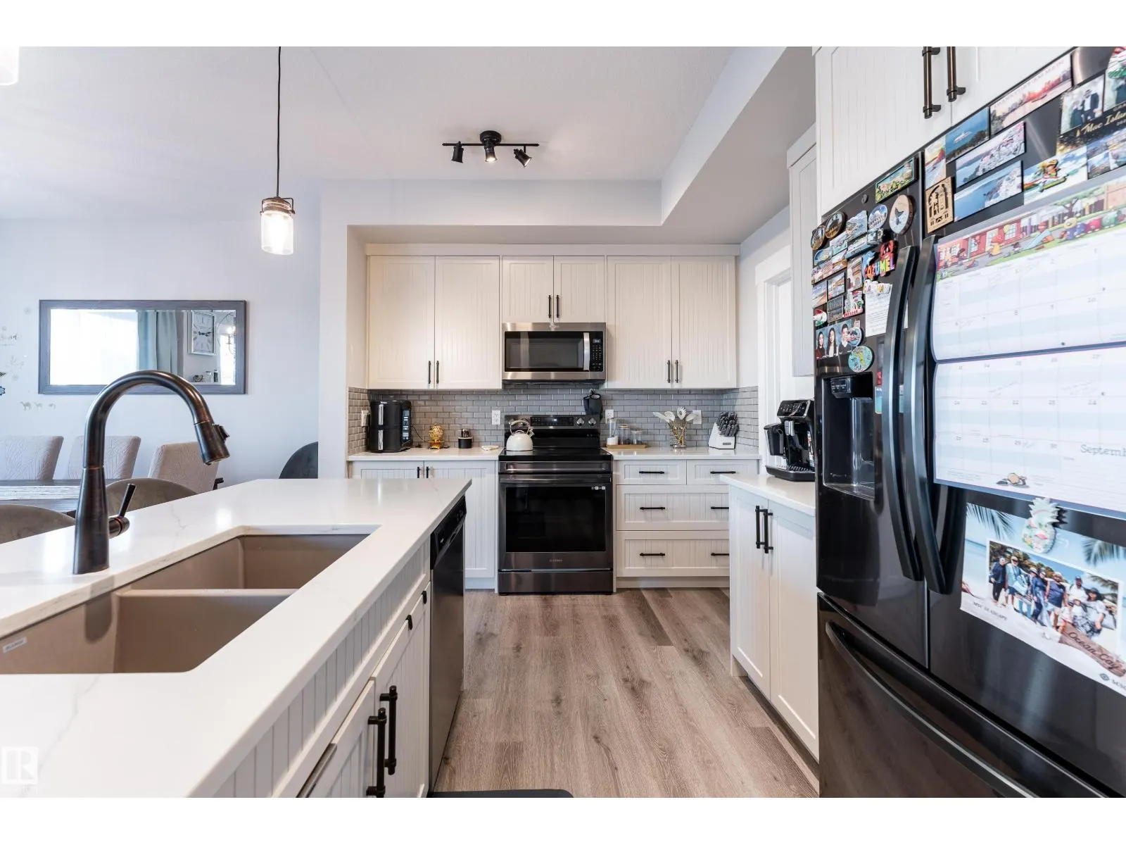 2824 152 AV NW
