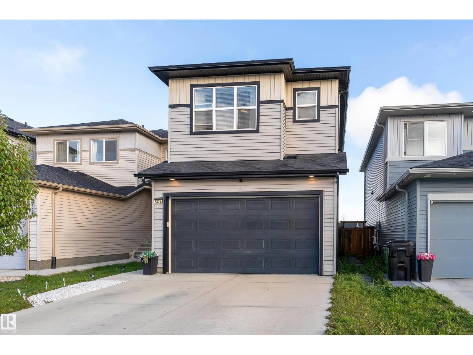 2824 152 AV NW