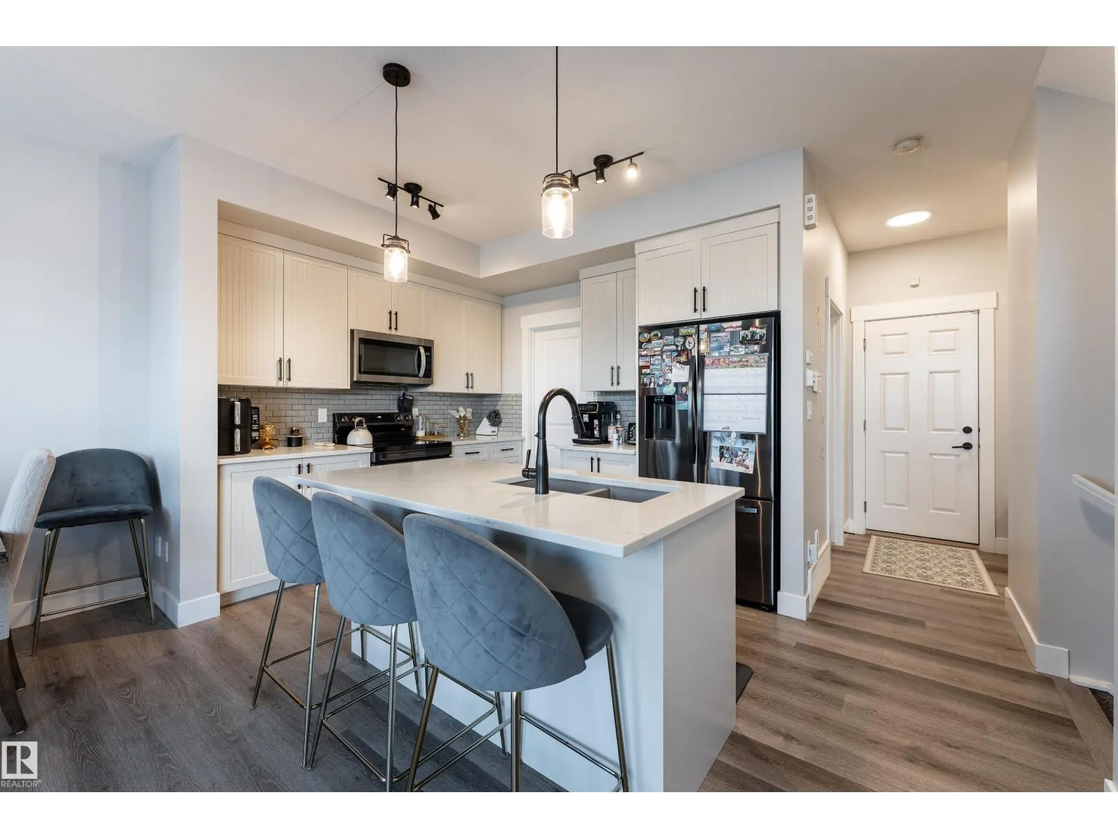 2824 152 AV NW