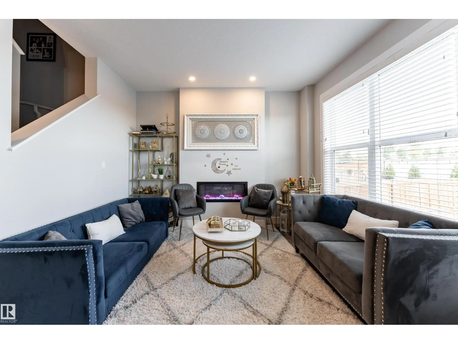 2824 152 AV NW