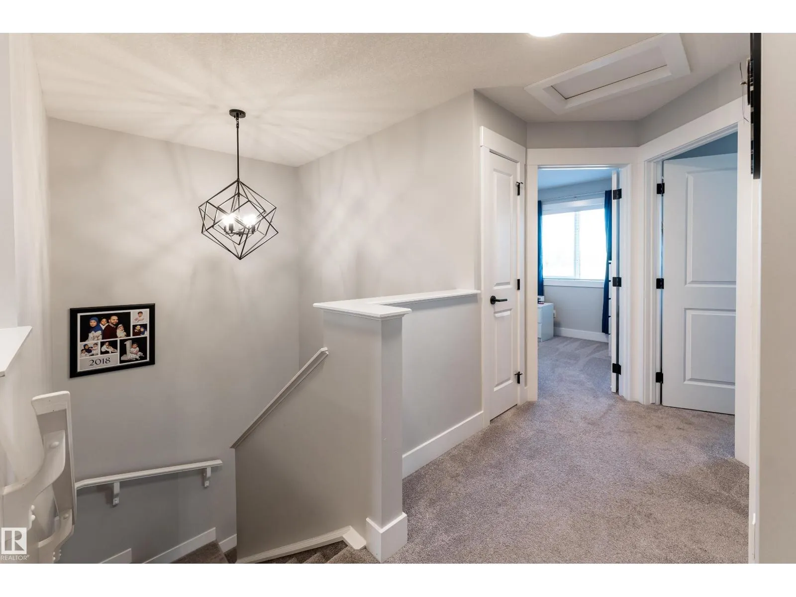 2824 152 AV NW