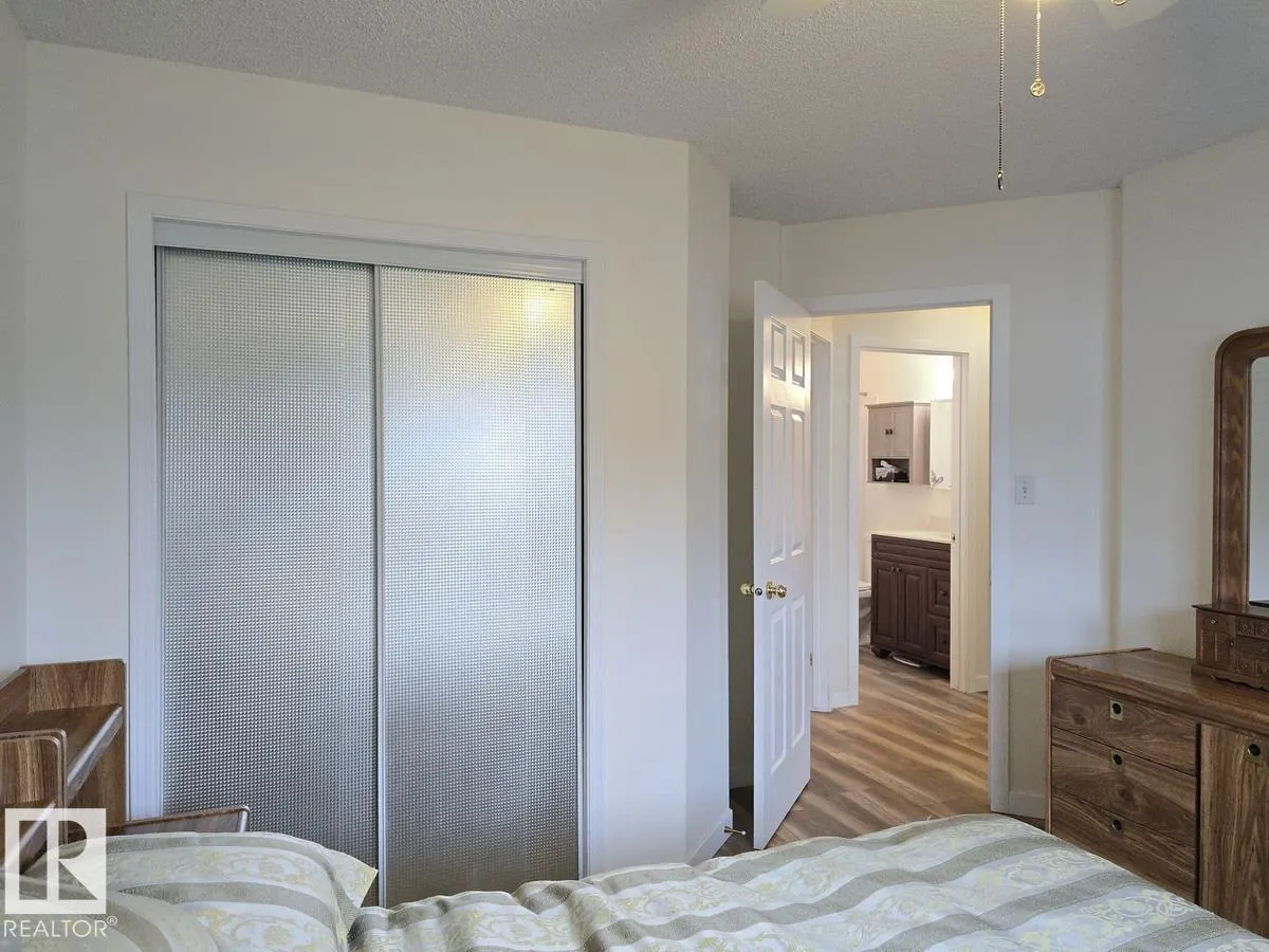 26 RIVERPOINTE DR