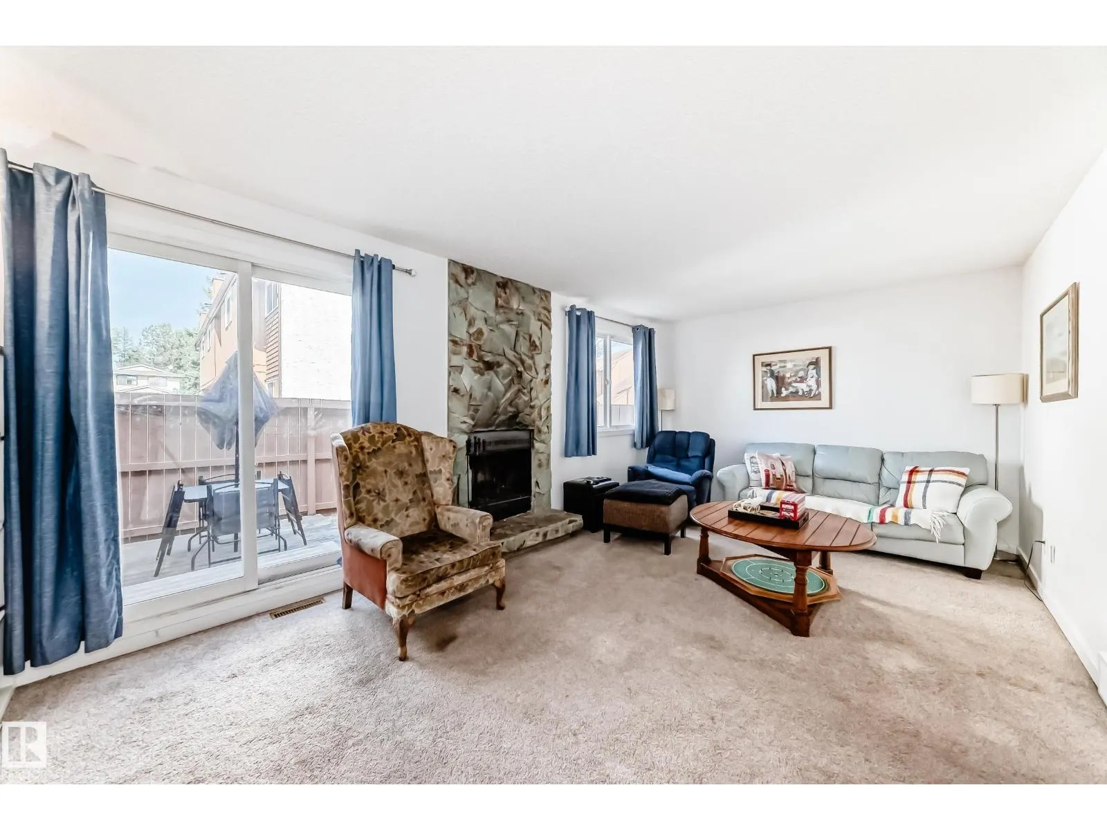 18611 66 AV NW