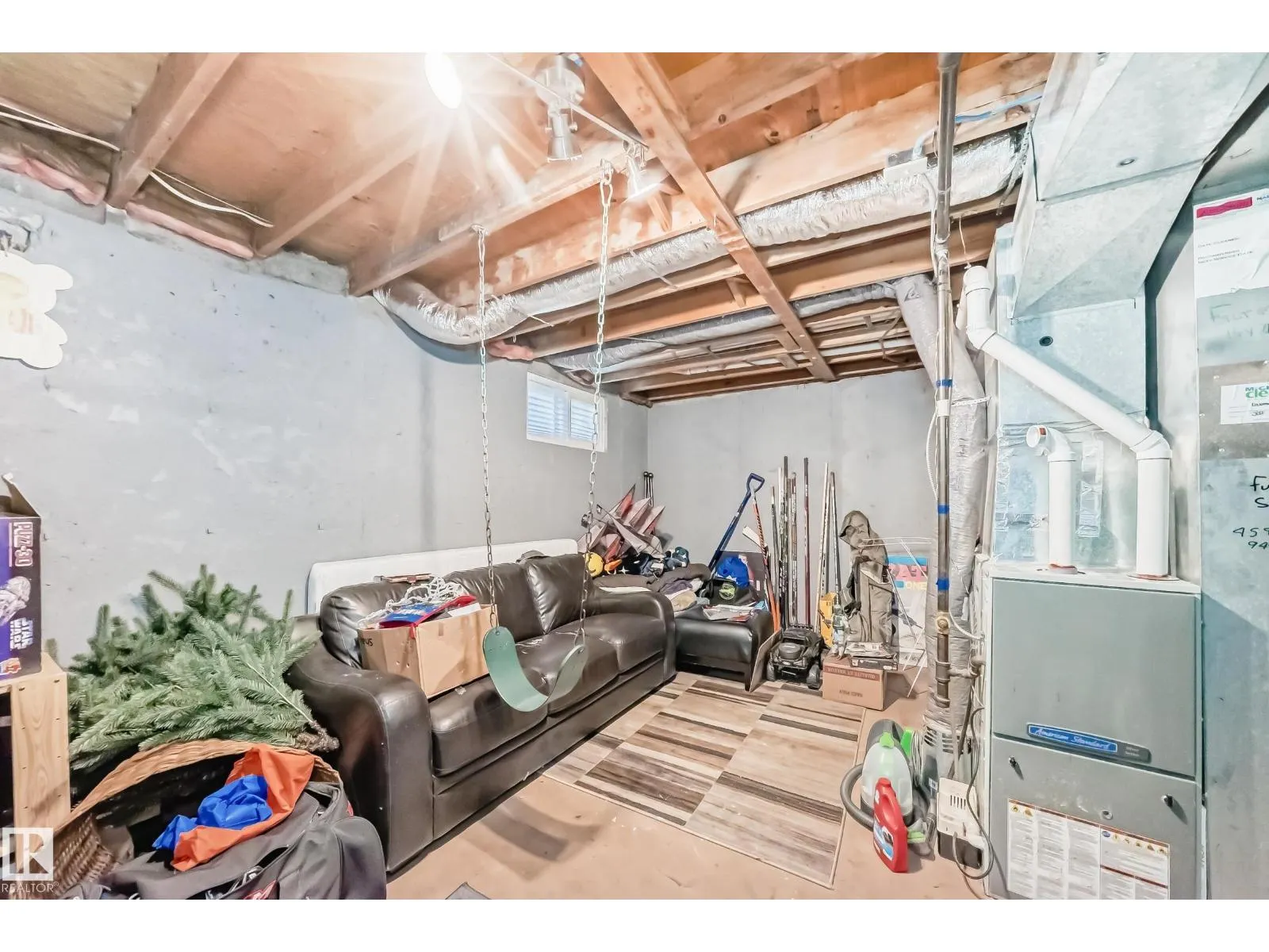 18611 66 AV NW