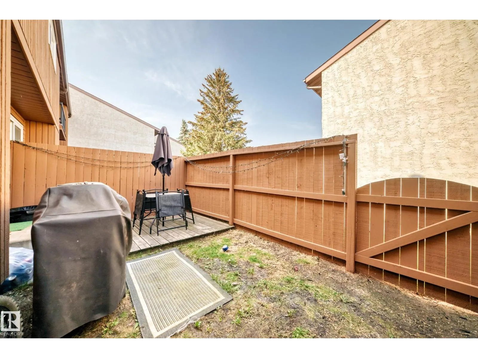 18611 66 AV NW