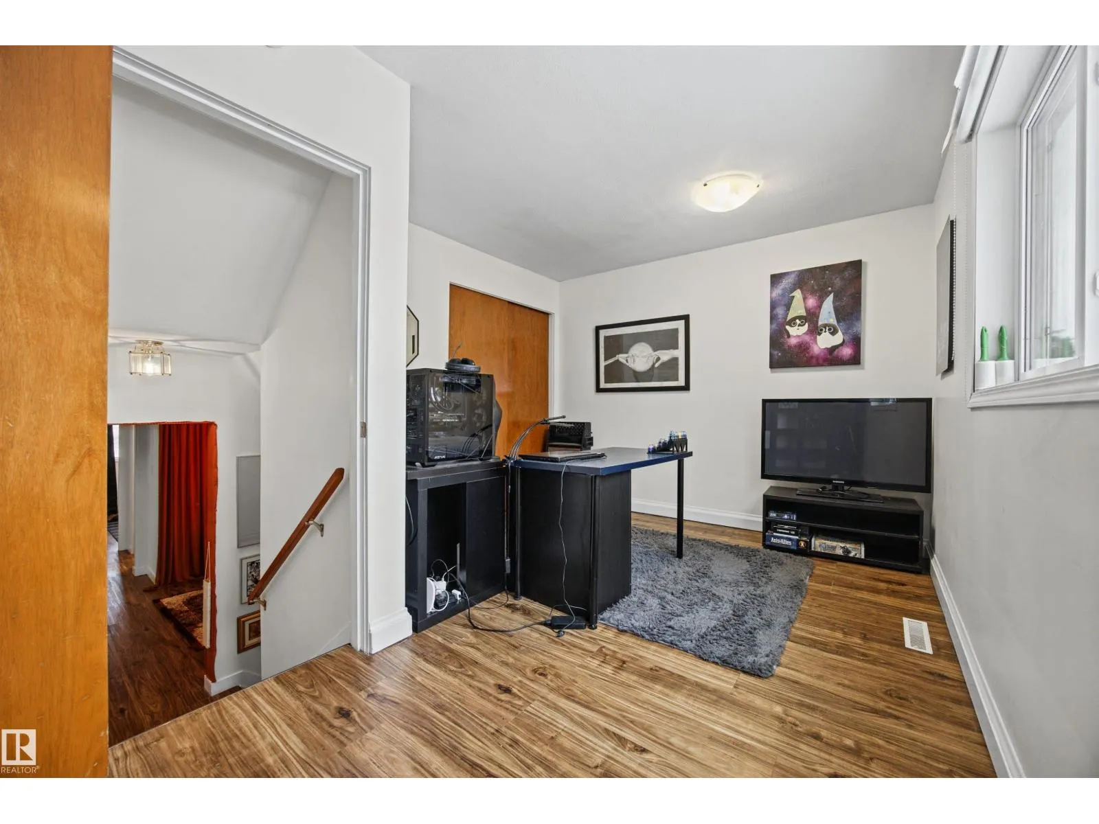 12001 49 ST NW