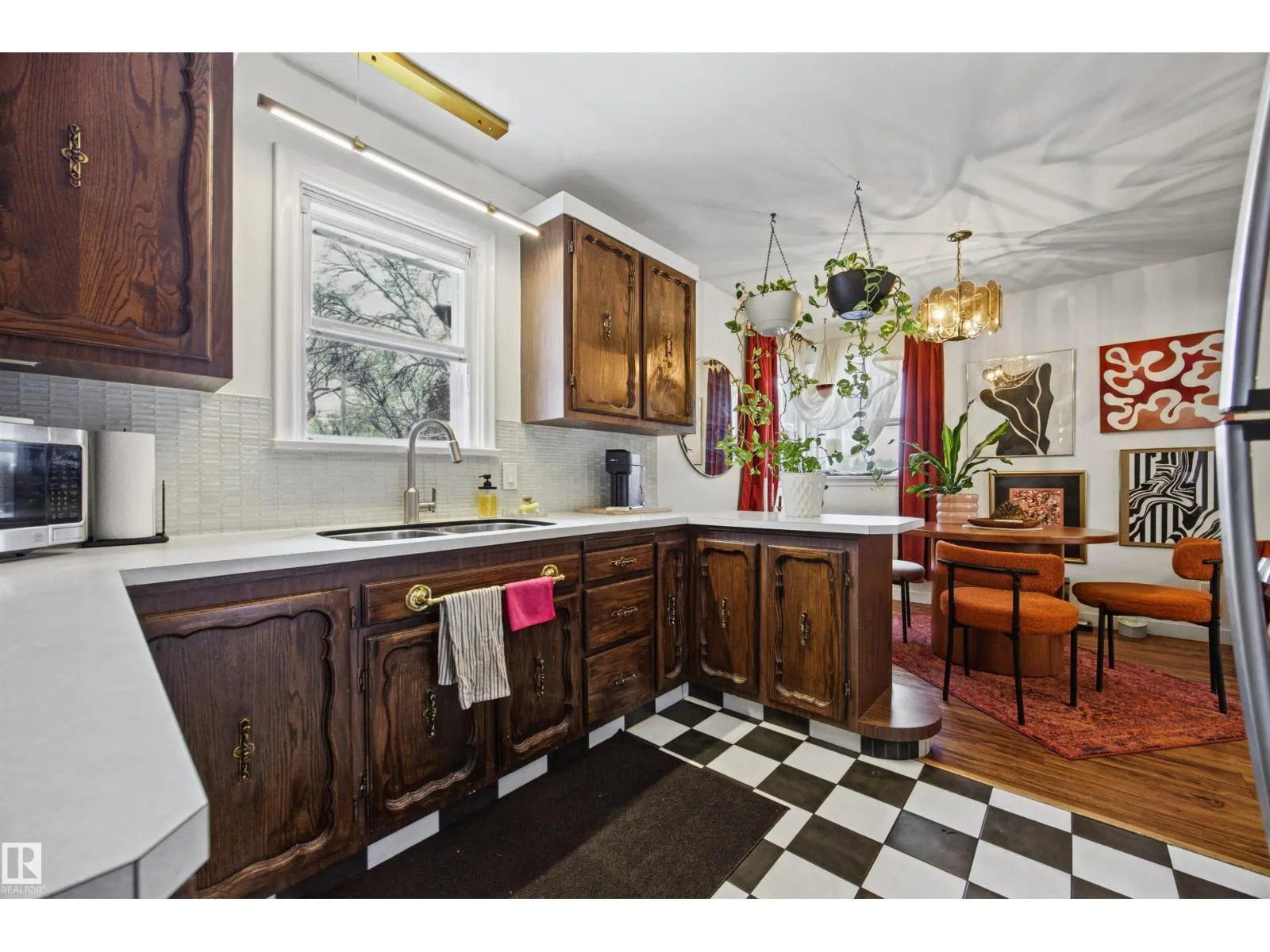 12001 49 ST NW
