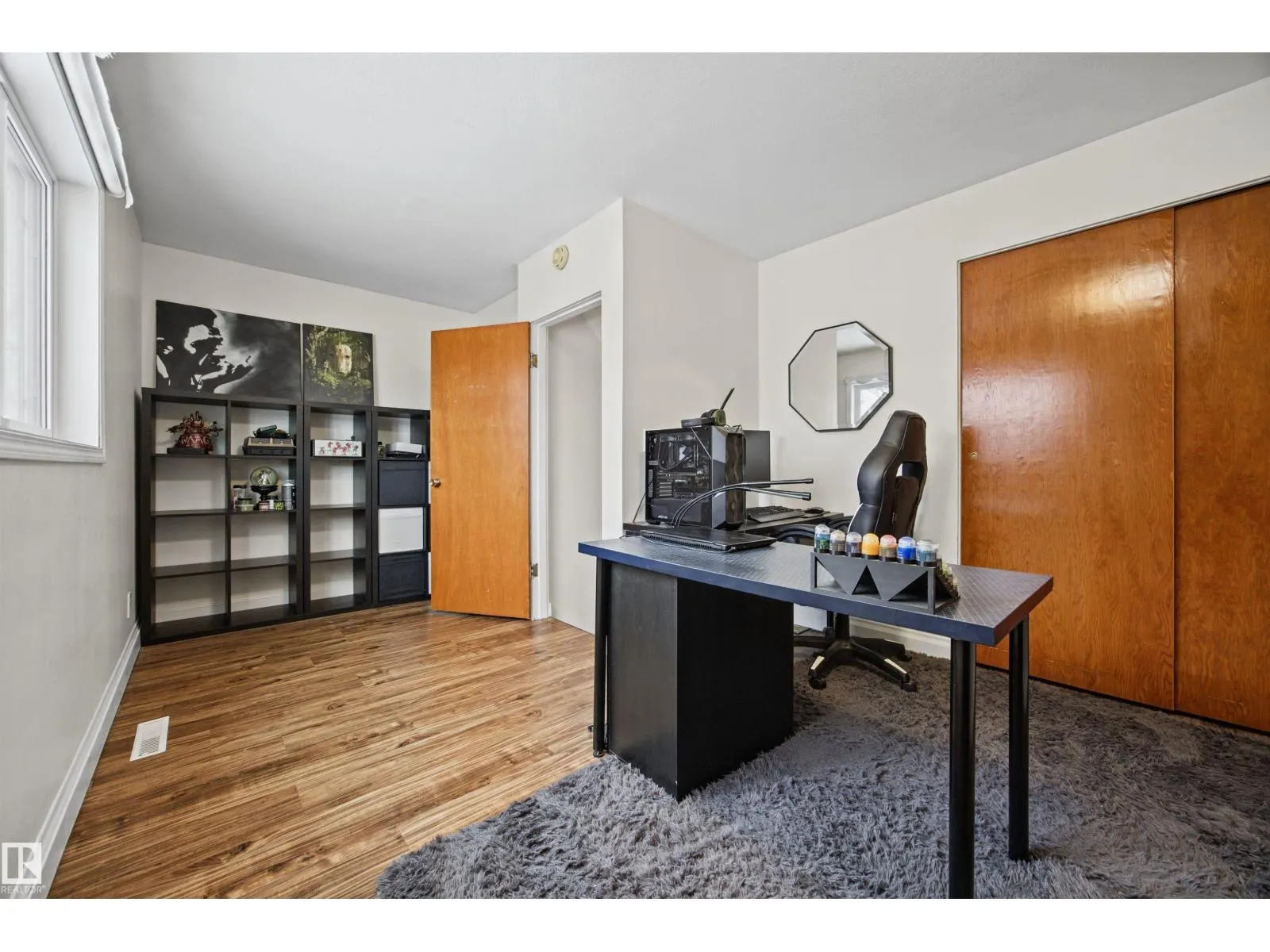 12001 49 ST NW