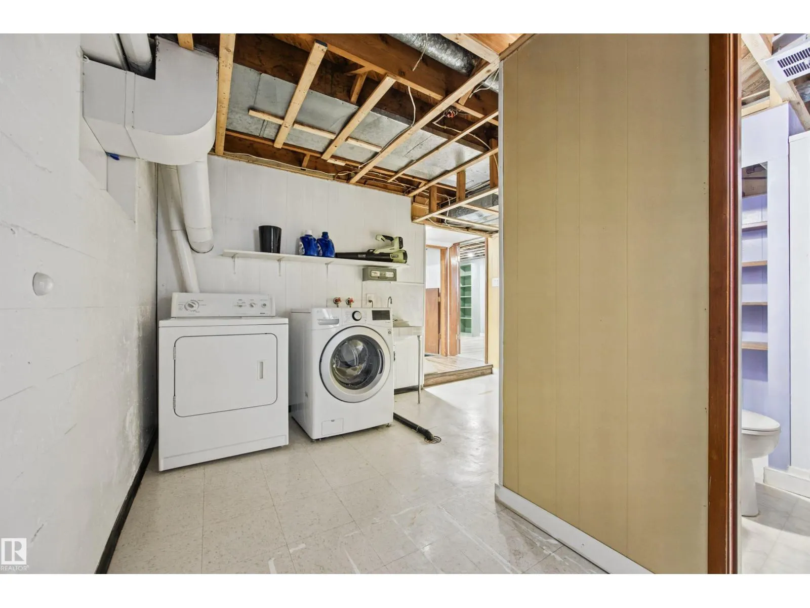 12001 49 ST NW