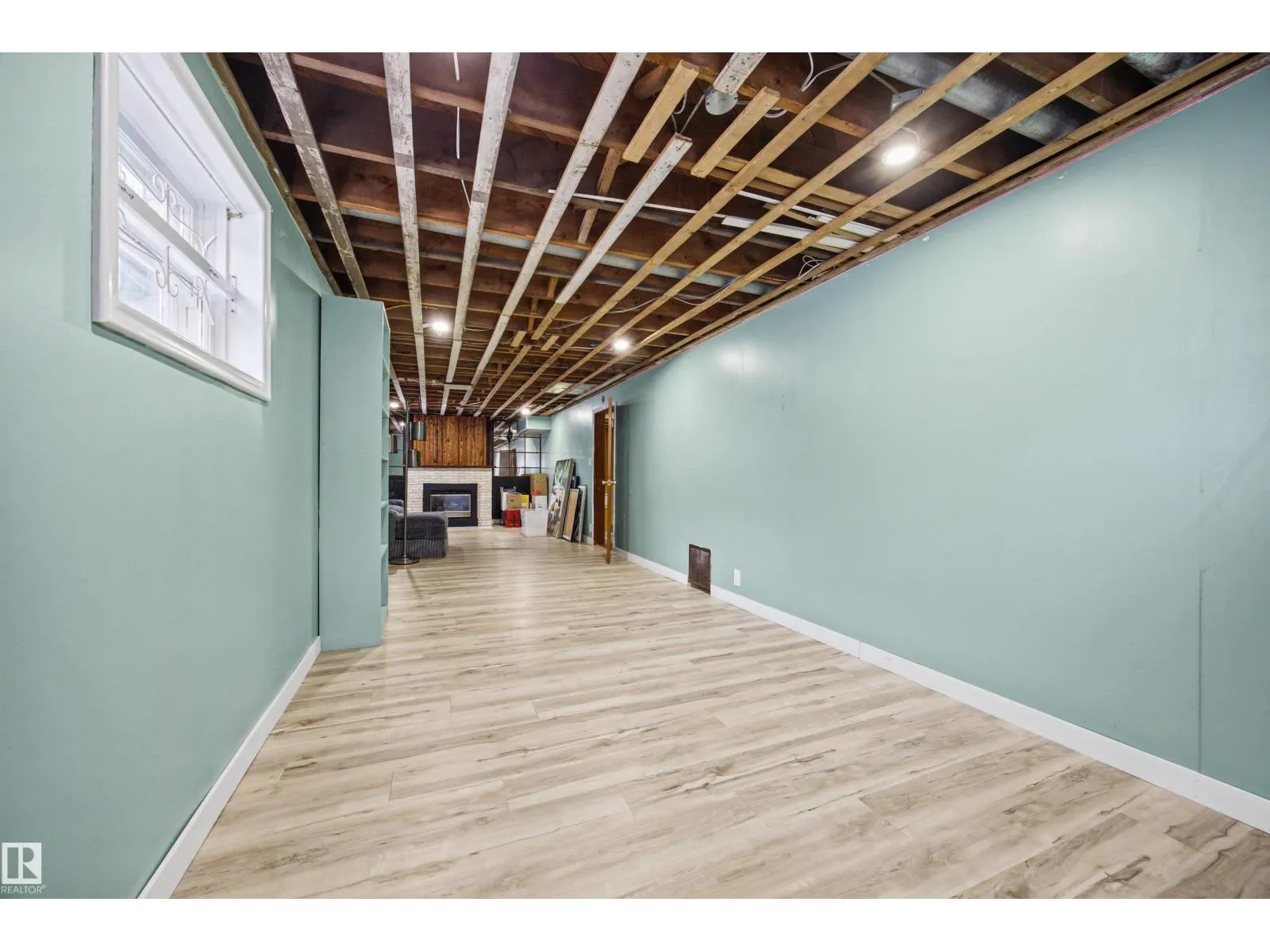 12001 49 ST NW