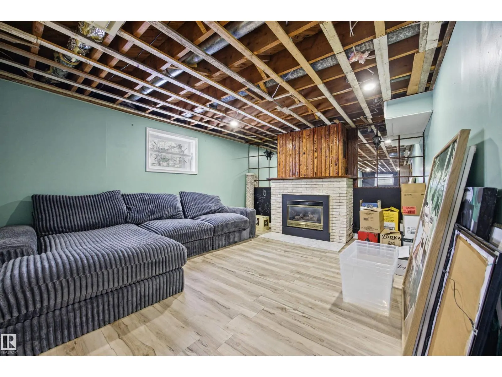 12001 49 ST NW