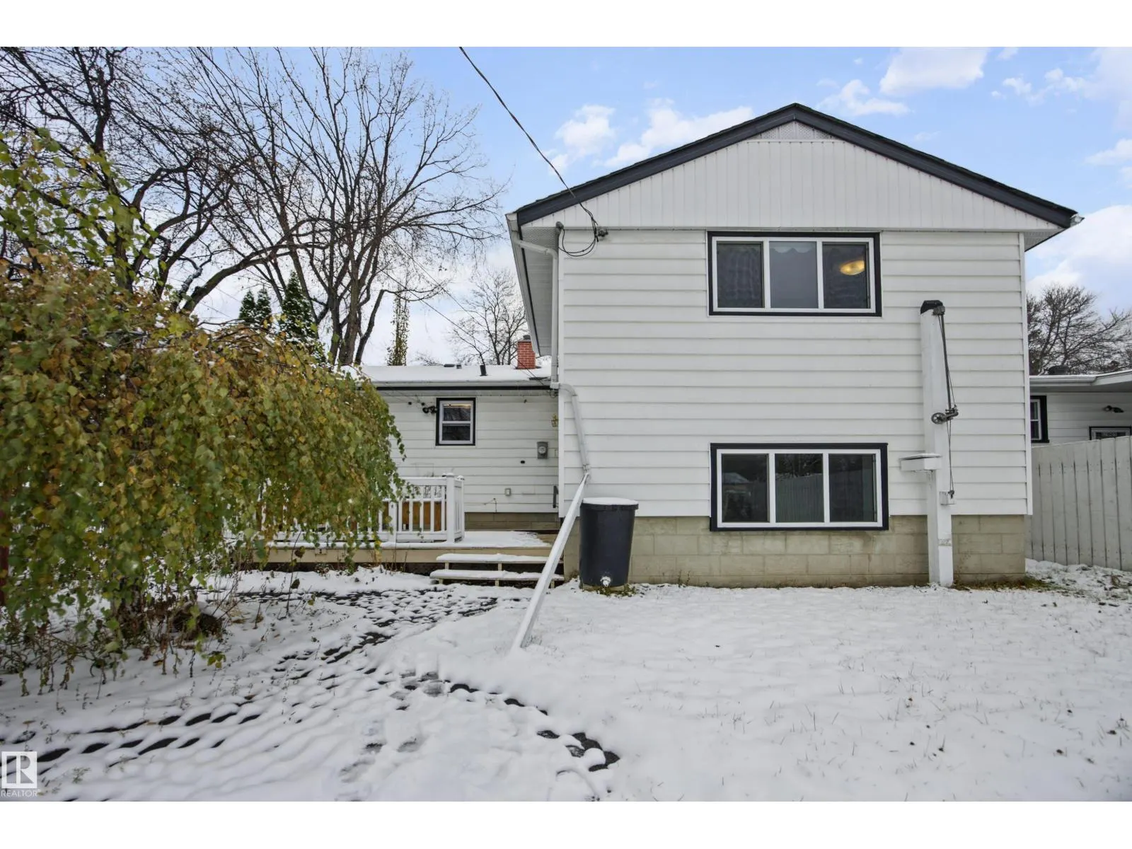 12001 49 ST NW