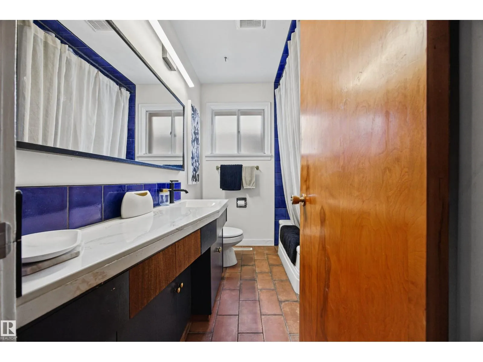 12001 49 ST NW