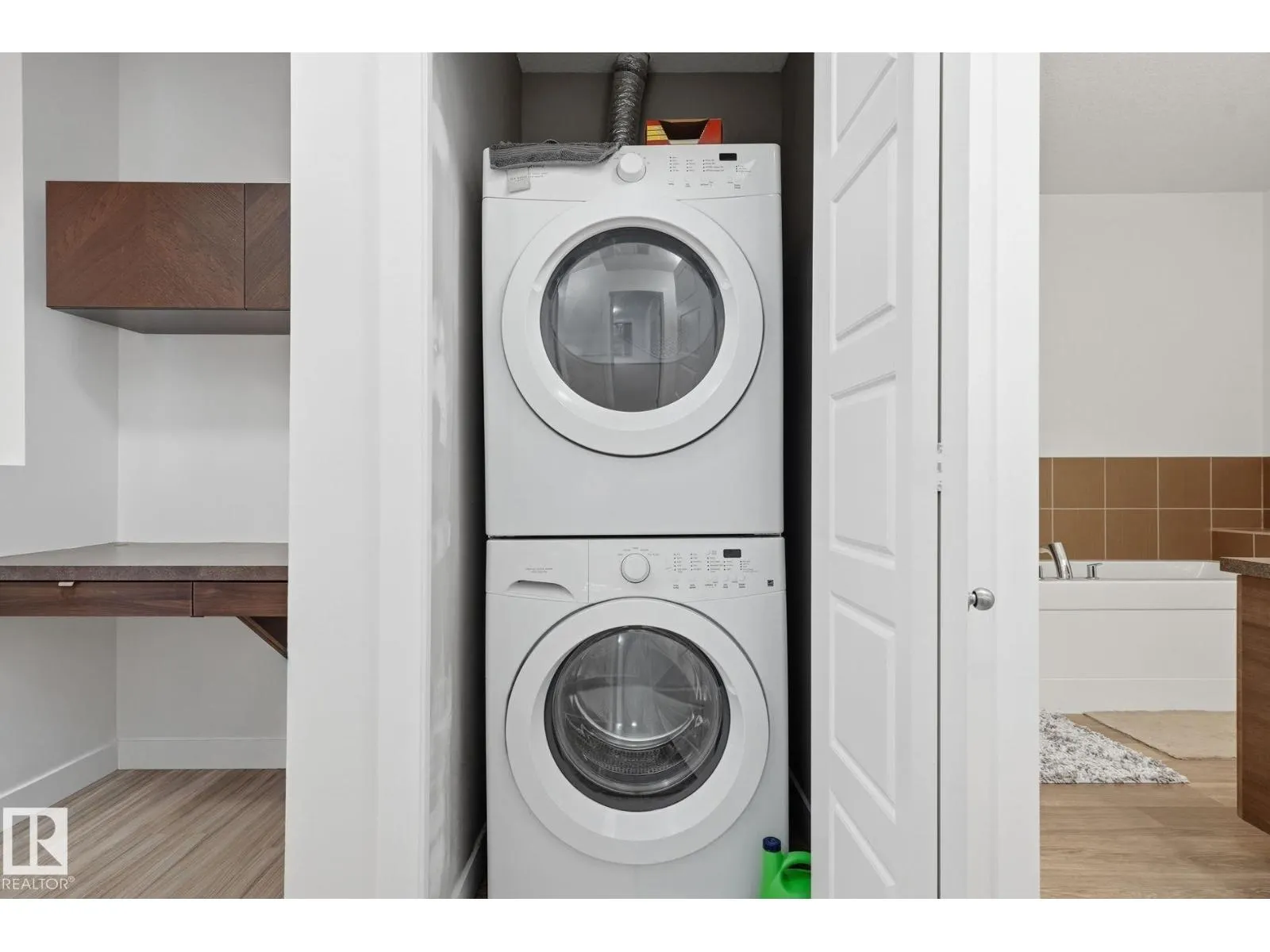 #108 2590 ANDERSON WY SW