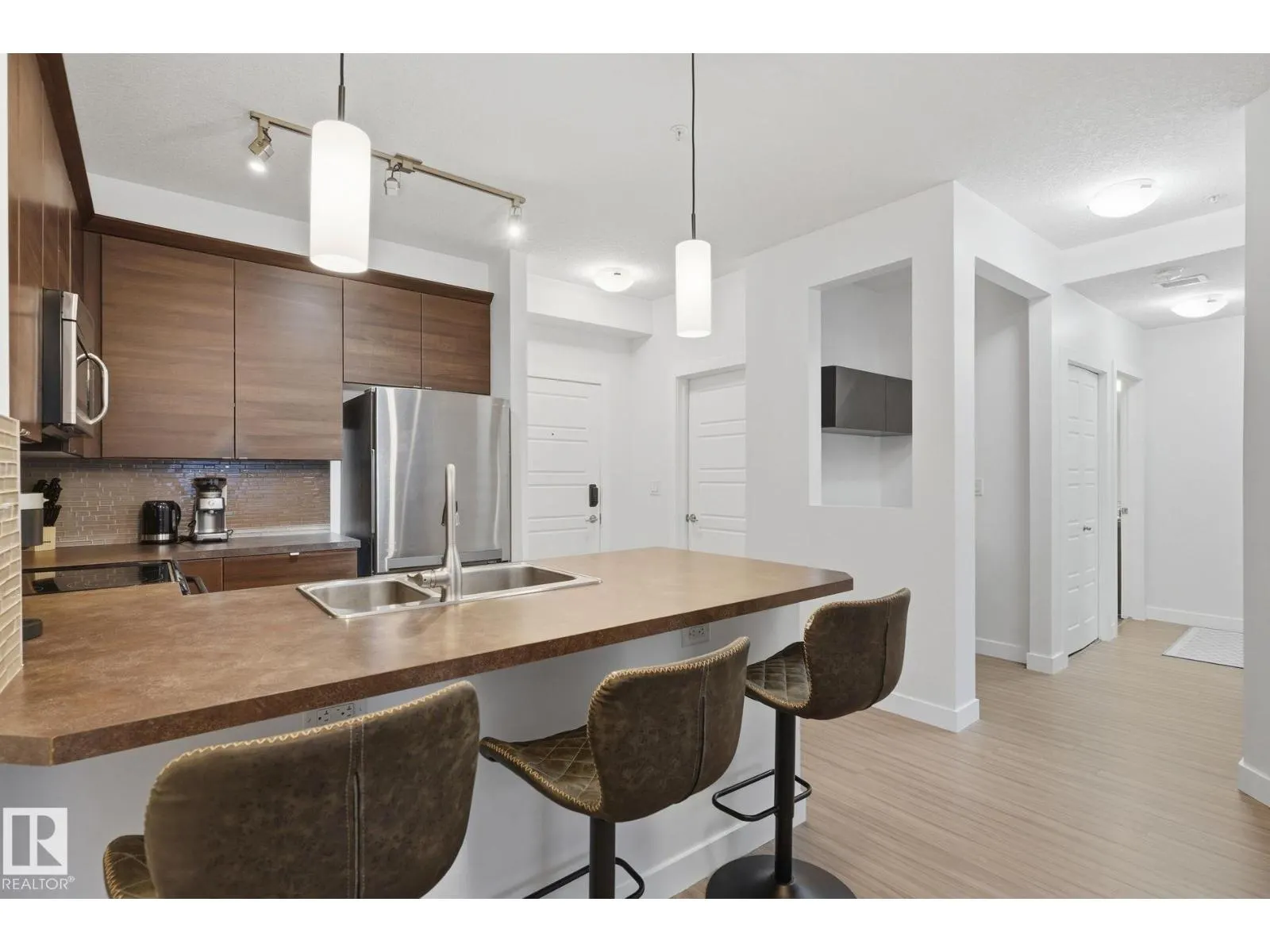 #108 2590 ANDERSON WY SW