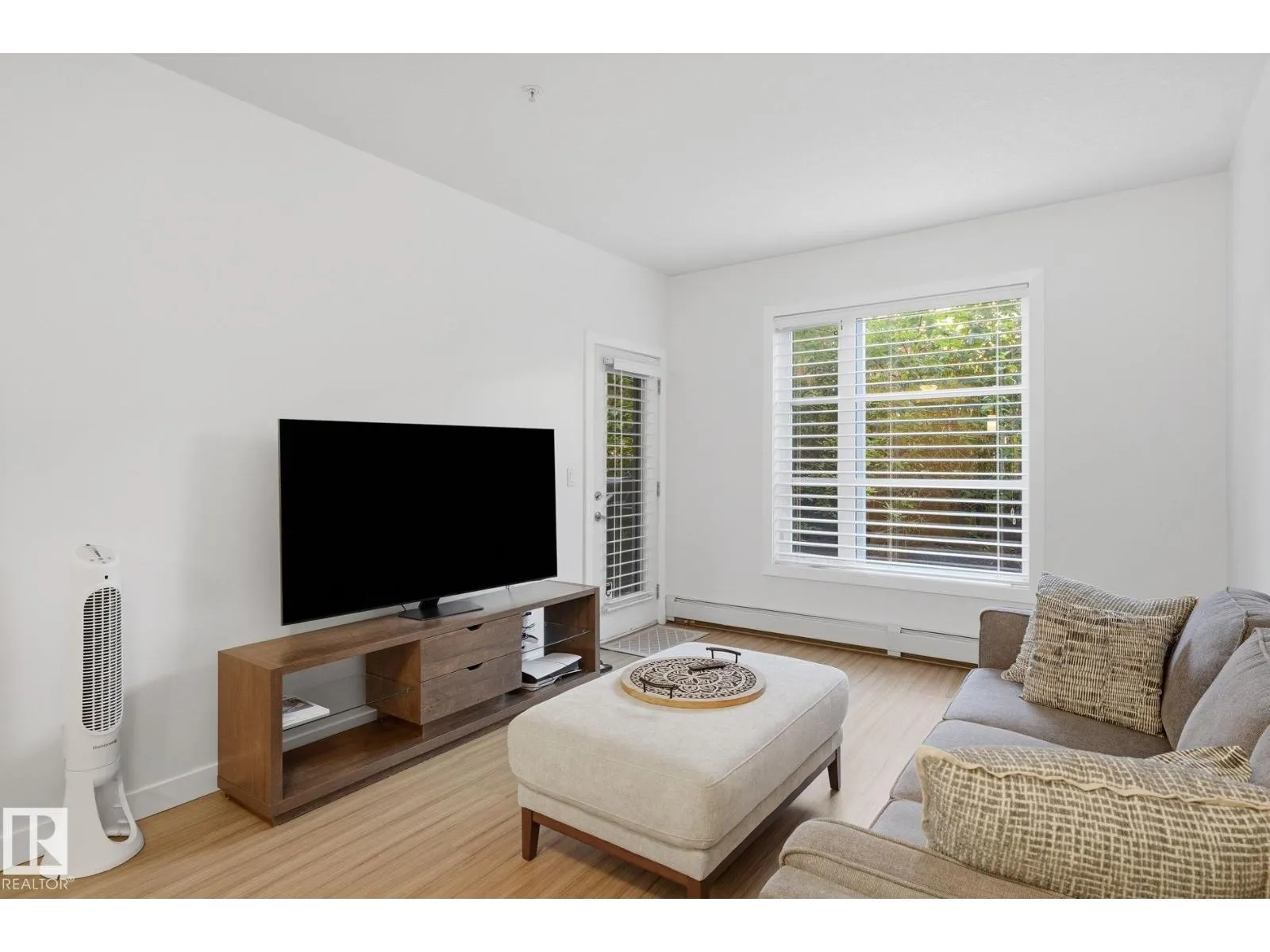 #108 2590 ANDERSON WY SW