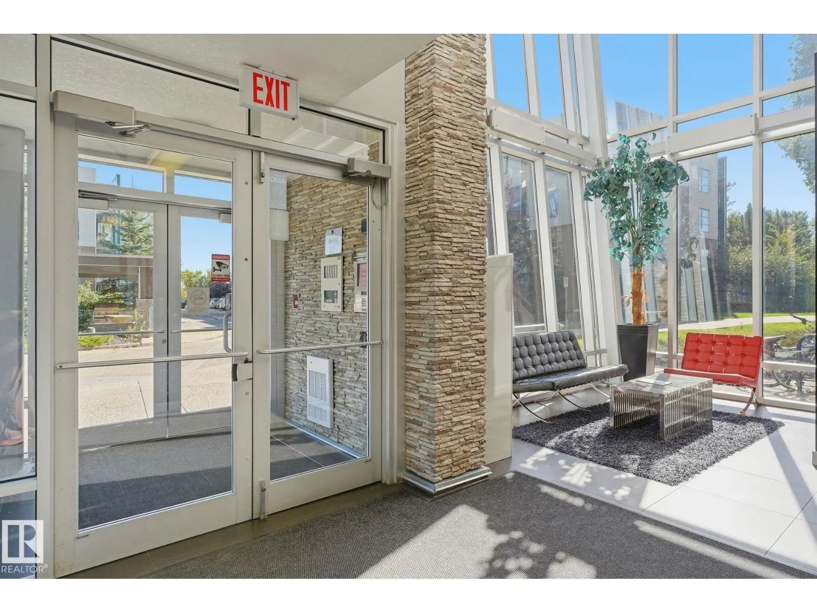 #108 2590 ANDERSON WY SW