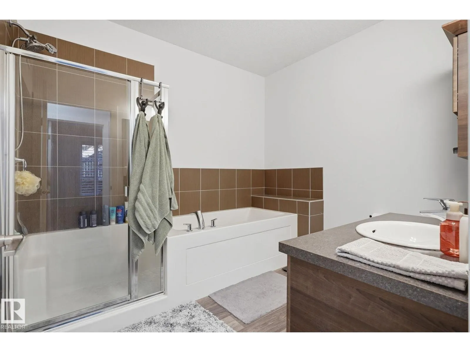#108 2590 ANDERSON WY SW